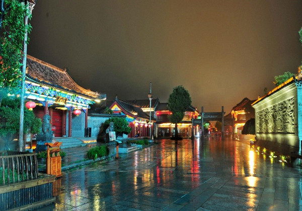 台儿庄古城夜景