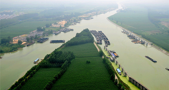 <a href='https://www.0632jj.cn/' target='_blank'><u>台儿庄古城</u></a>身边的台儿庄运河