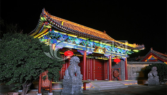 台儿庄古城参将署夜景