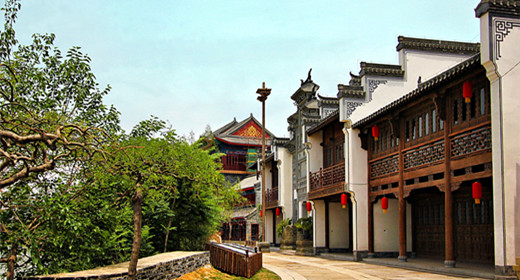 <a href='https://www.0632jj.cn/tezdz/151.html' target='_blank'><u>台儿庄大战纪念馆</u></a>离<a href='https://www.0632jj.cn/' target='_blank'><u>台儿庄古城</u></a>有多远