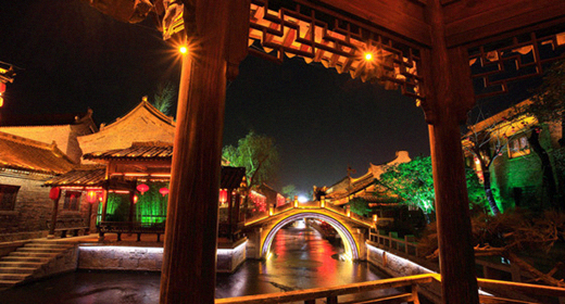 台儿庄古城旅游攻略之参将署码头夜景 台儿庄古城旅游攻略之参将署码头夜景