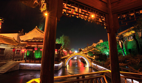 美丽的台儿庄古城夜景