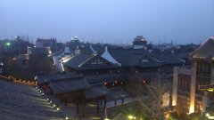 台儿庄古城内有食宿一体的酒店吗