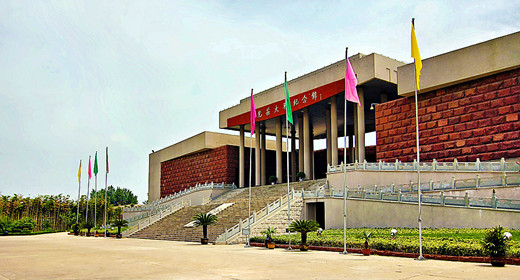 <a href='https://www.0632jj.cn/tezdz/575.html' target='_blank'><u>台儿庄战役纪念馆</u></a>全景图