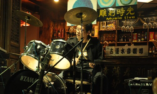 台儿庄古城夜晚玩什么——酒吧 台儿庄古城夜晚玩什么——酒吧