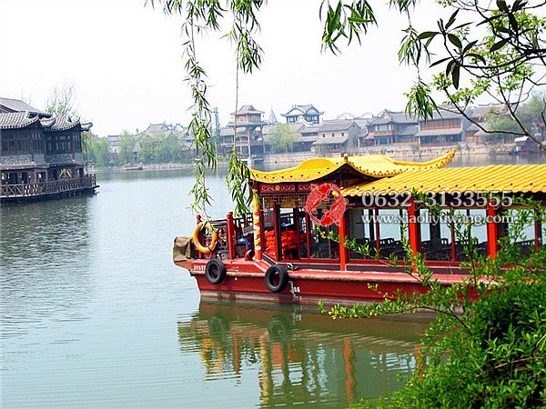 <a href='https://www.0632jj.cn/tezyh/' target='_blank'><u>台儿庄运河</u></a>河畔的自然风光