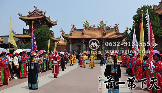 台儿庄古城的天后宫广场