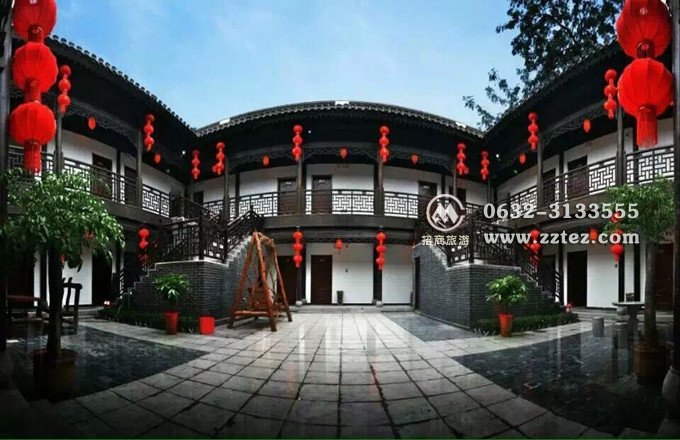 台儿庄状元楼酒店外观,台儿庄古城内状元楼庭院