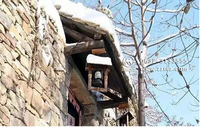 山亭翼云石头部落雪景