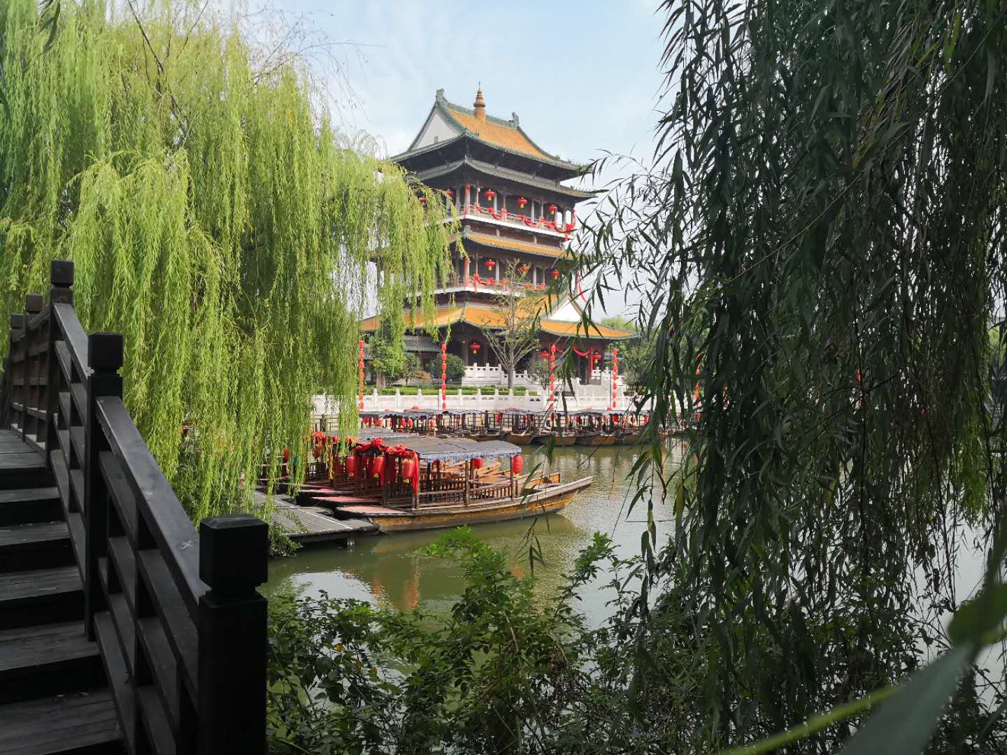 台儿庄古城小吃一条街 台儿庄古城小吃一条街
