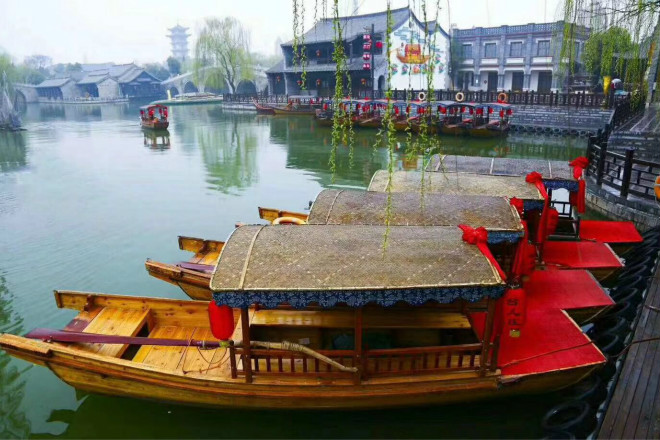 台儿庄古城运河街市景区 <a href='https://www.0632jj.cn/' target='_blank'><u>台儿庄古城</u></a>运河街市景区