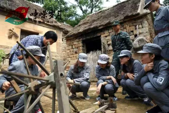 沂蒙精神红嫂影视基地体验纺线