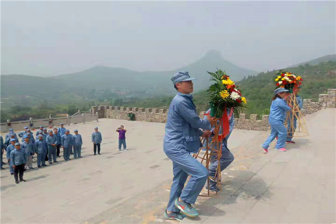 枣庄红色教育基地抱犊崮115师纪念园图片