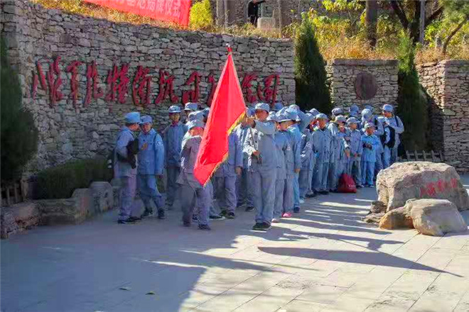 枣庄有哪些红色教育基地_枣庄红色教育基地有哪些-抱犊崮115师纪念园位置