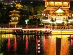 问：邳州65岁以上的老年人凭身份证台儿庄古城免票吗