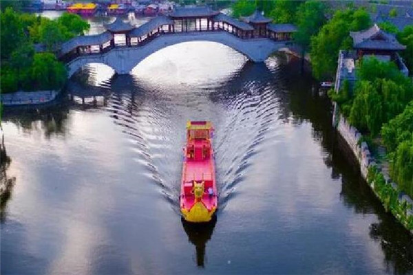问：台儿庄古城65岁以上的免费吗？
