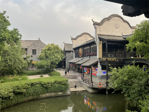 2022台儿庄古城坐船