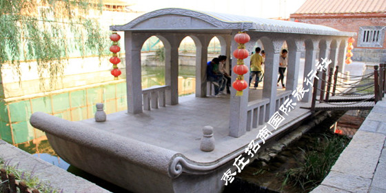 台儿庄古城迎驾舫 <a href='https://www.0632jj.cn/' target='_blank'><u>台儿庄古城</u></a>迎驾舫
